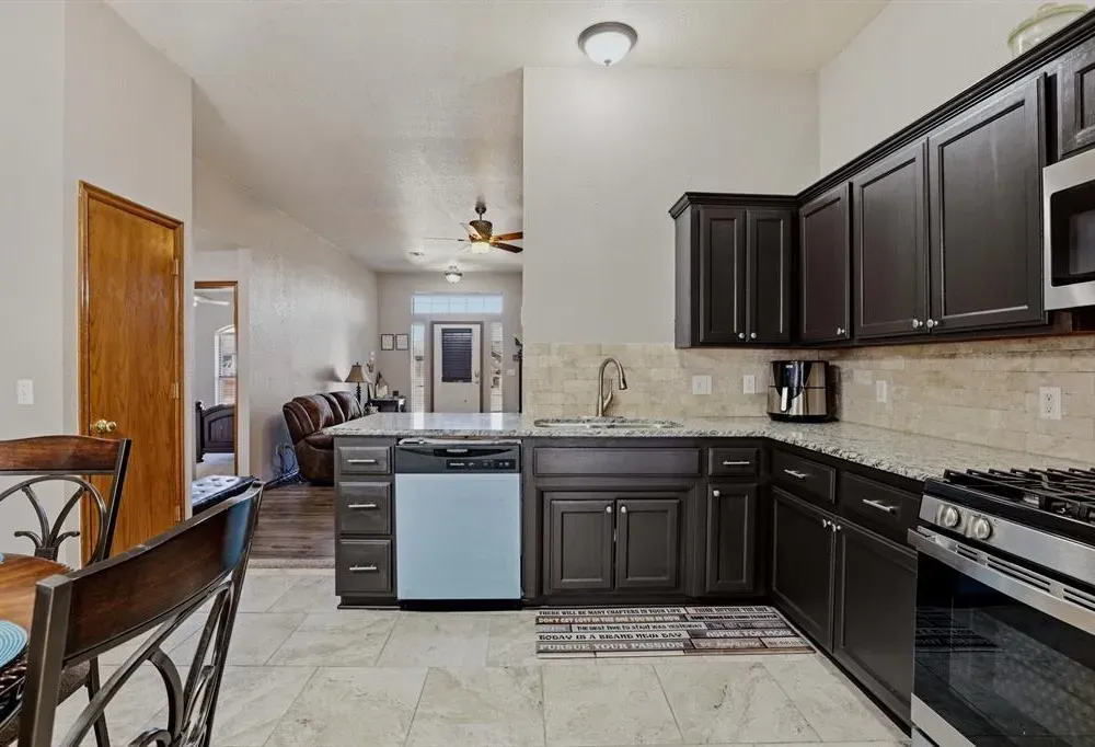 6008 SE 84th Place, property photo 3