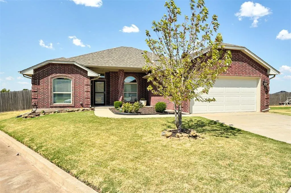 Exterior of 2912 NW 183rd Circle, Edmond, OK 73012